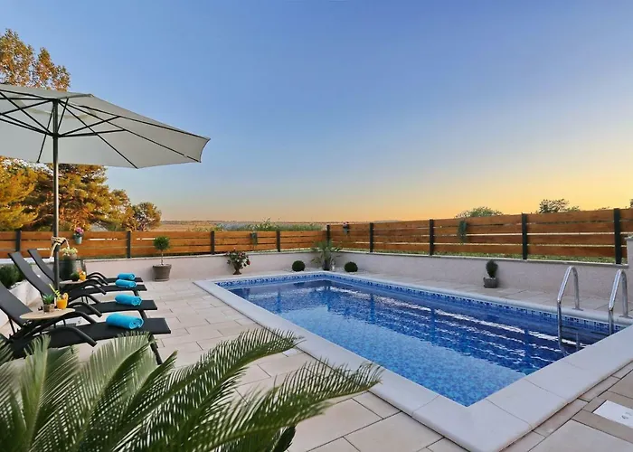 Punta Garden Pool House