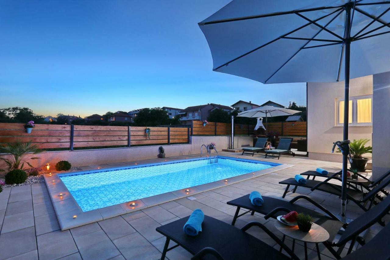 Punta Garden Pool House Villa