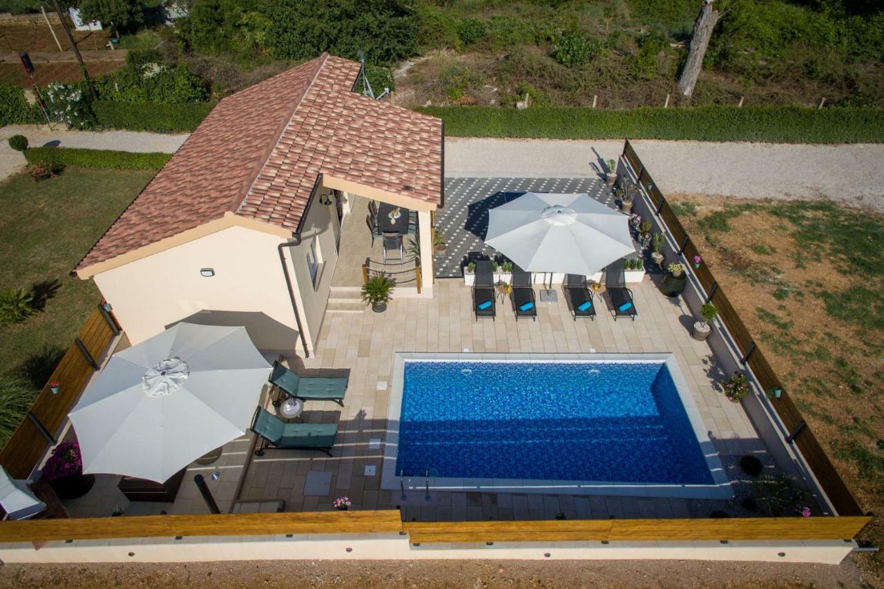 Punta Garden Pool House Posedarje
